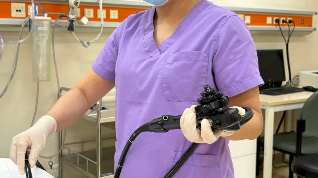 Edencare endoscopy specialist performing colonoscopy procedure